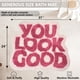 thumbnail image 2 of Alfombra de baño KOEXM You Look Good rosa para baño antideslizante, 2 of 7