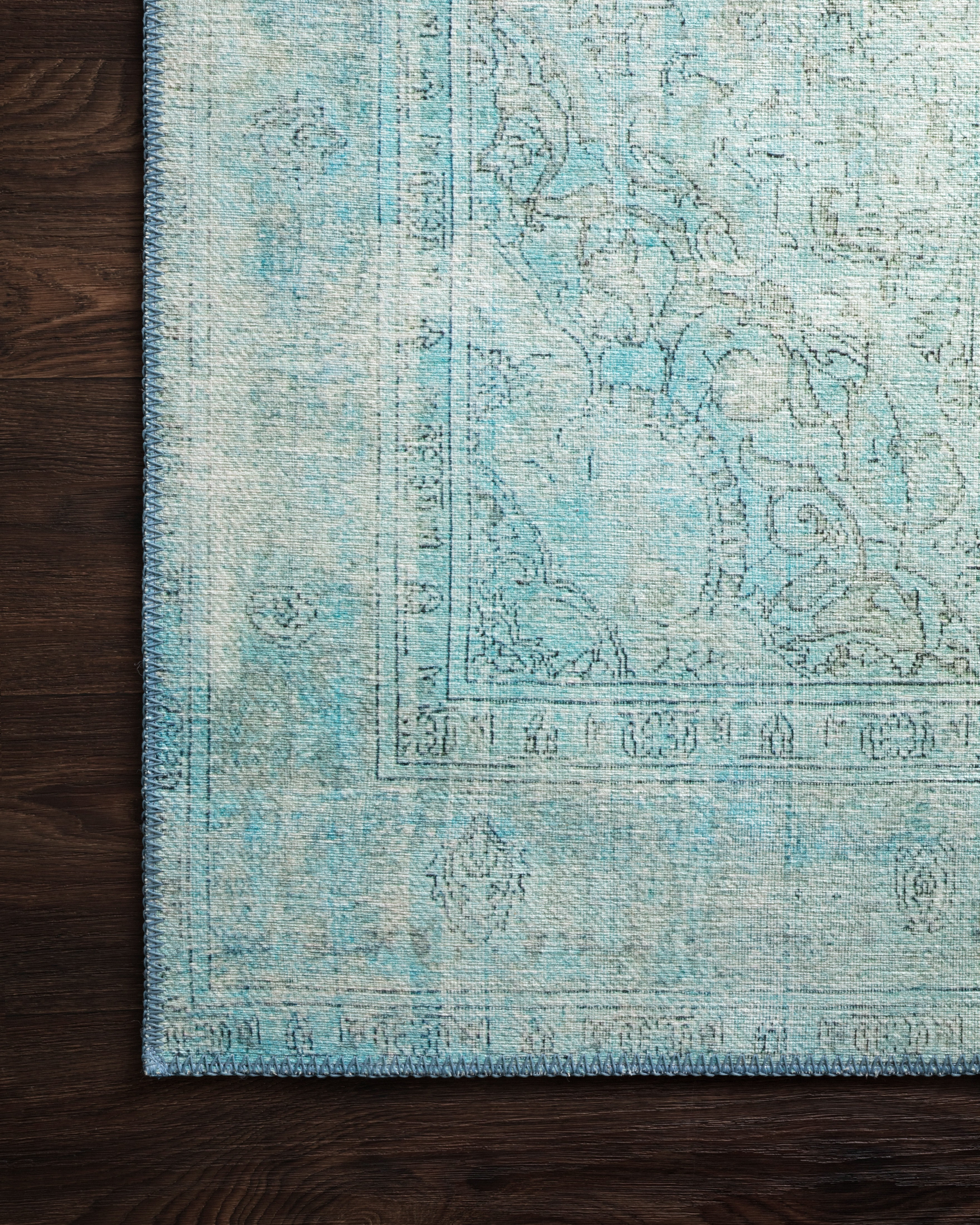 Loloi Loren Collection LQ-08 Aqua Oriental Area Rug 7'-6" x 9'-6"