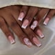 thumbnail image 4 of Punta francesa blanca OCOUYVD de Press on Nails con diseño floral 3D, 4 of 7