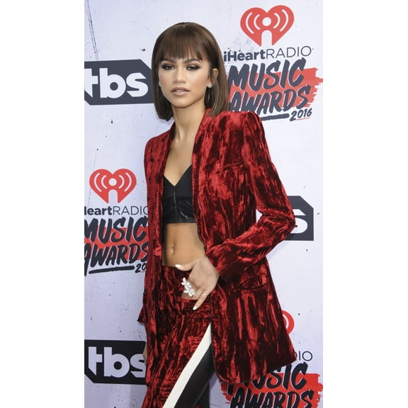 Zendaya At Arrivals For The Iheartradio Music Awards 2016 - Arrivals, The Forum, Los Angeles, Ca April 3, 2016. Photo By Elizabeth GoodenoughEverett Collection Celebrity (8 x 10)