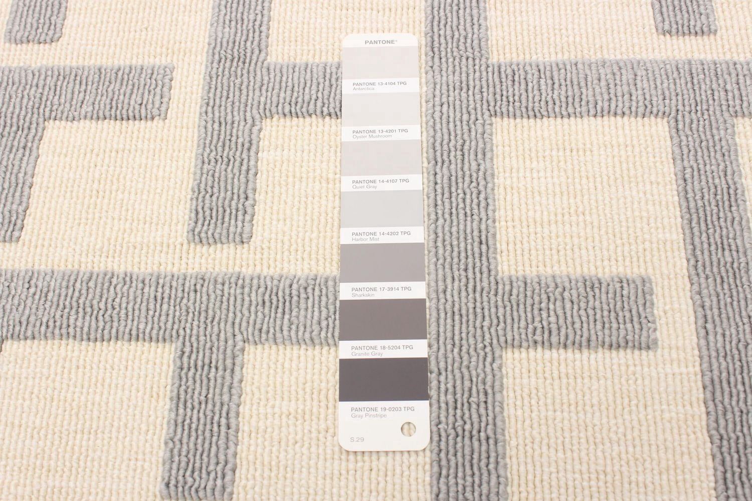 ECARPET Indoor/Outdoor for Balcony, Patio and Garden Villa Light Grey Rug