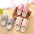 thumbnail image 2 of Pantuflas de invierno cálidas y silenciosas antideslizantes con suelo de madera y diseño de oso bonito y suave para el hogar, 2 of 6
