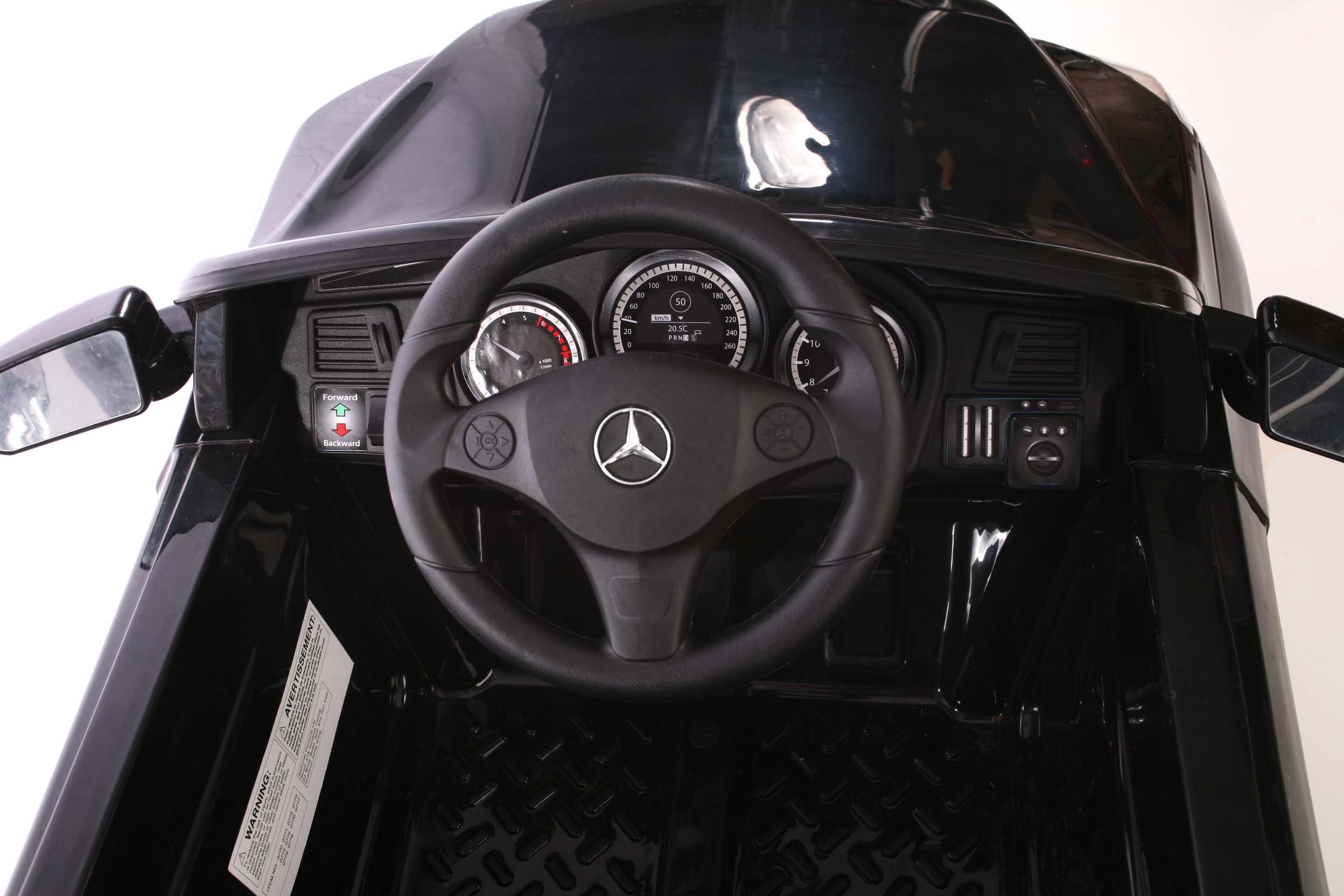 One-Seater Mercedes Benz E550 6-Volt Battery-Operated Ride-On - image 5 of 6