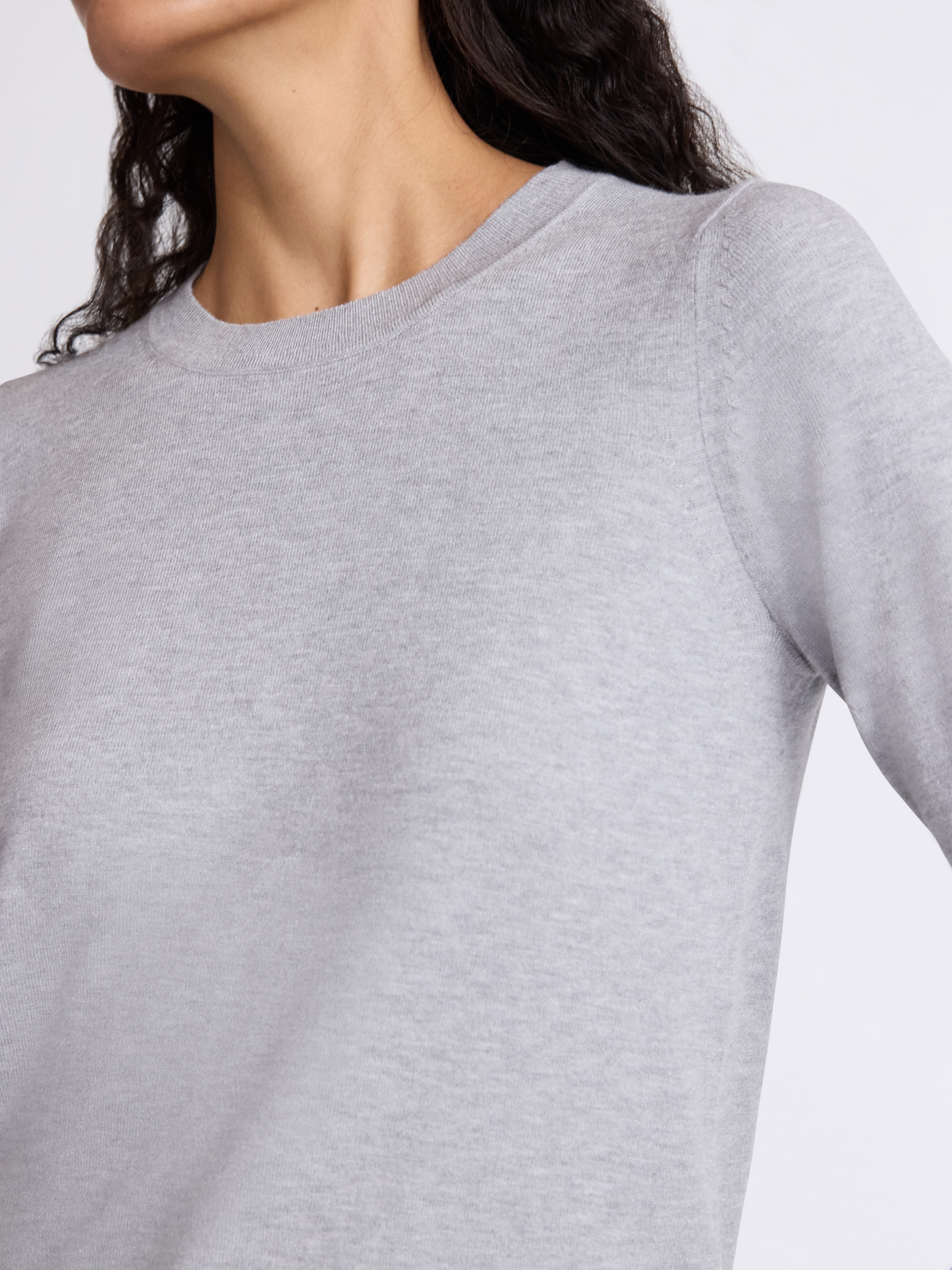 Free Assembly Women's and Women's Plus Cozy Yarn Crewneck Sweater with Long Sleeves. Lightweight, Sizes XS-4X