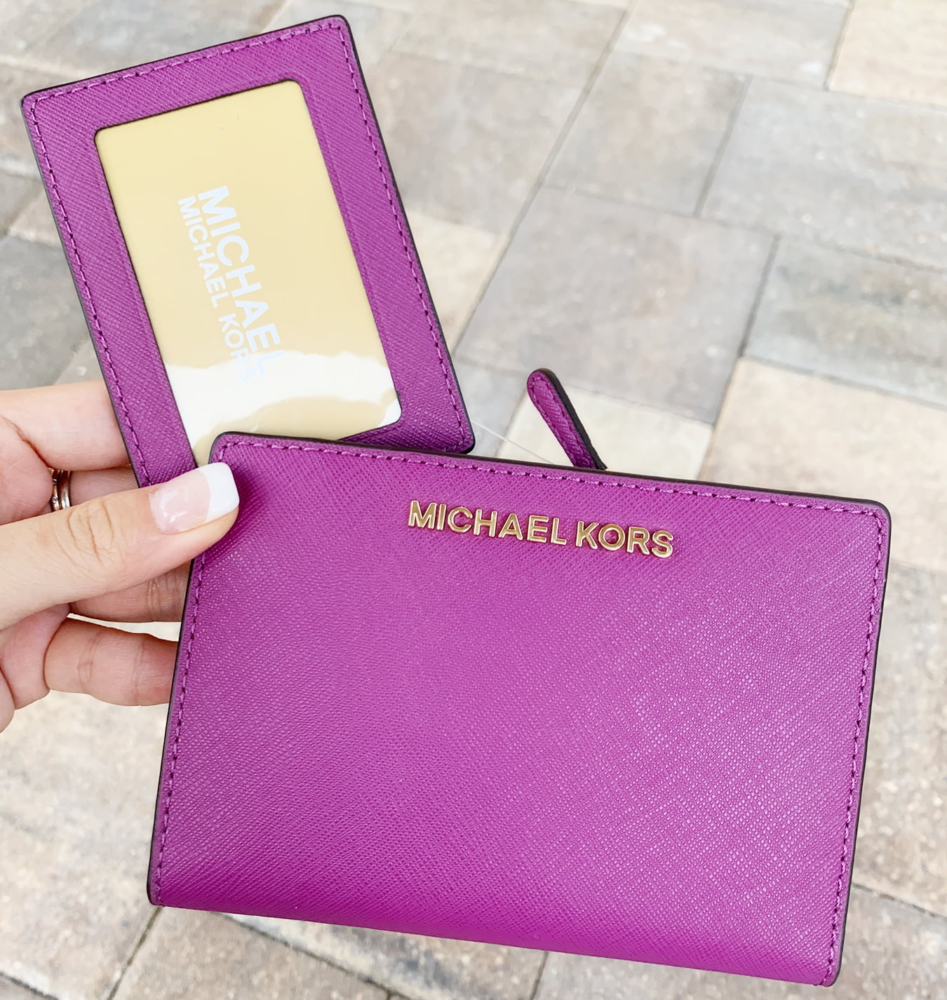 michael kors jet set travel carryall wallet