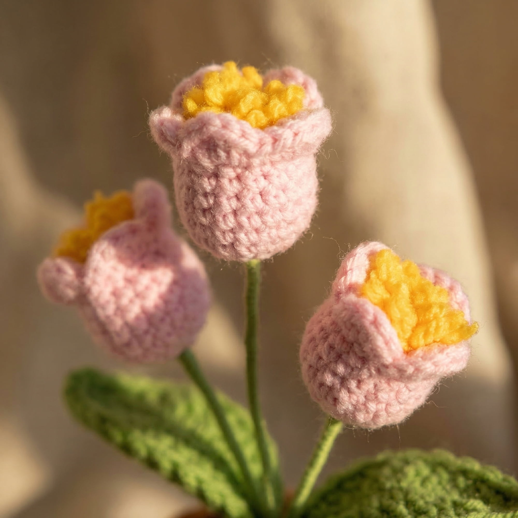 Unique Bargains 2Pcs Handmade Crochet Lily Knitted Potted Plant Pink 4.3in