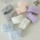 thumbnail image 4 of pares de muñequeras para el lavado facial, muñequeras absorbentes para spa, muñequeras para evitar líquidos, 9,5 x 6,3 cm., 4 of 5
