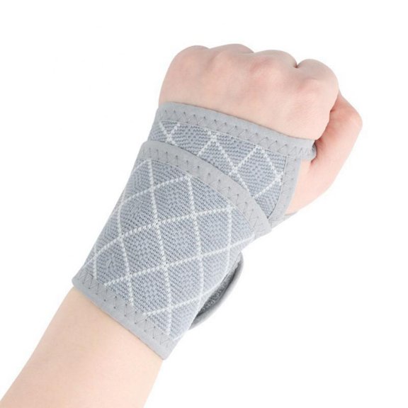 Carpal Tunnel Wrist Brace, 2 Pcs Self-heatingWrist Support Brace Adjustable Wrist Strap Wrist Brace for Sports Protecting/Tendonitis Pain Relief/Carpal Tunnel/Arthritis