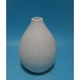 thumbnail image 1 of VASE BUD WHT MD, 1 of 1