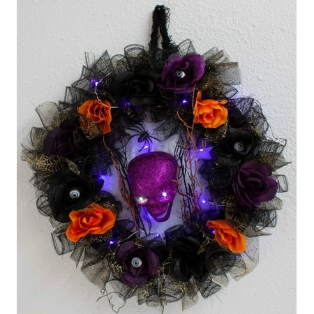 Gothic Light-up Skull Wreath | Spooky Home Decor for Halloween