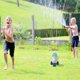 thumbnail image 1 of Juguete de agua de cohete para niños al aire libre, juegos de patio y aspersor de césped, juguetes de agua de jardín al aire libre de verano, regalos para 3 4 5 6 niños y niñas ShuxiuWang 8390606328304, 1 of 1