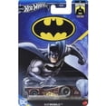 thumbnail image 3 of Vehículos de juguete Hot Wheels con temática de Batman, paquete aleatorio de 5 unidades, 3 of 9