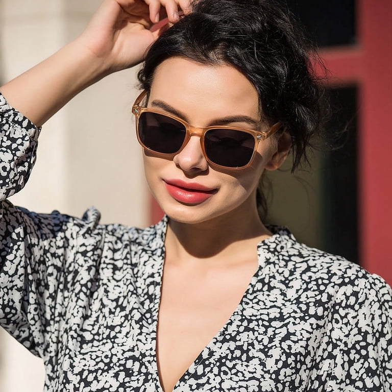 LifeArt Vintage Round Sunglasses for Men and Women Gradient  display picture 1