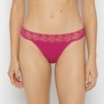 thumbnail image 1 of Culotte String avec Bordure en Dentelle en Rouge Fuchsia, 1 of 5