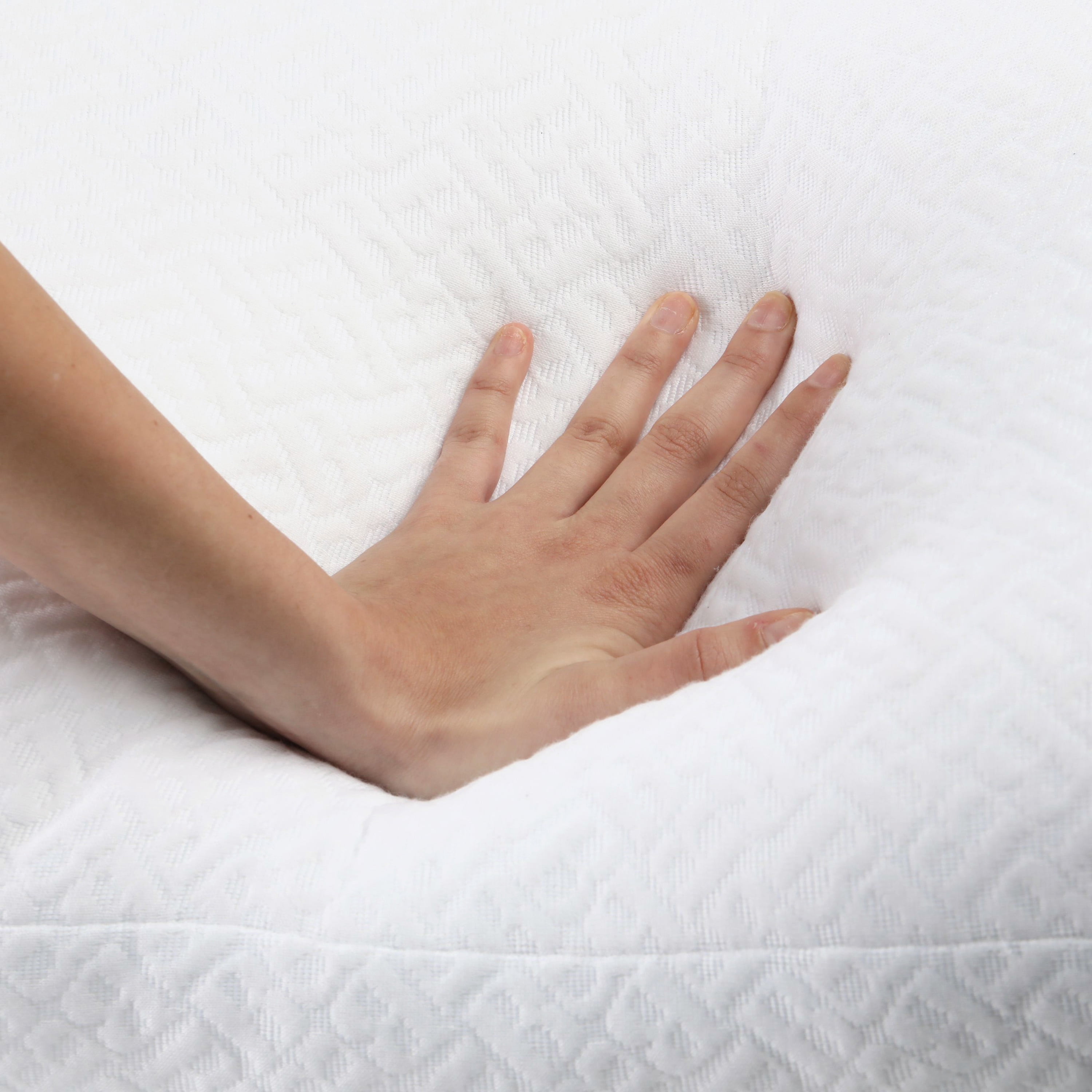 Brookstone TempSense Down Alternative Pillow Set - Bed Pillows for Adults, Comfortable and Supportive Bedroom Pillows for Bed, Ideal for All Sleep Positions - 2 Pack, S/Q-White