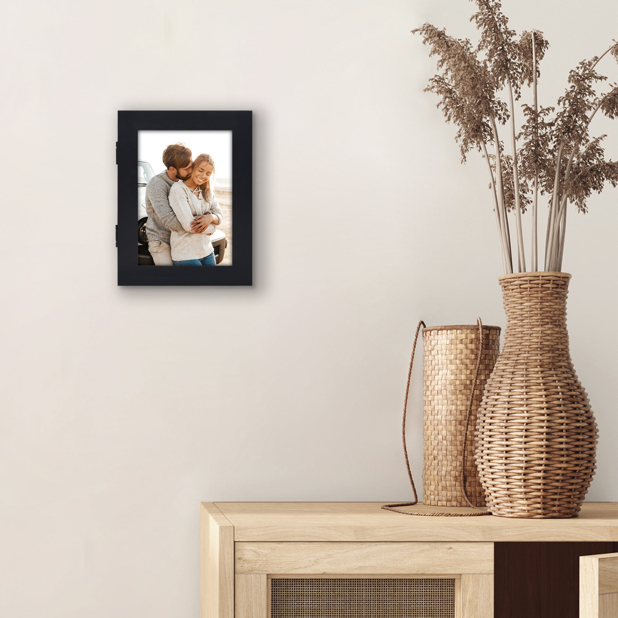 Americanflat 5x7 Picture Frame with Shatter-Resistant Glass Storage Quick Change Frames Holds Photos - Black
