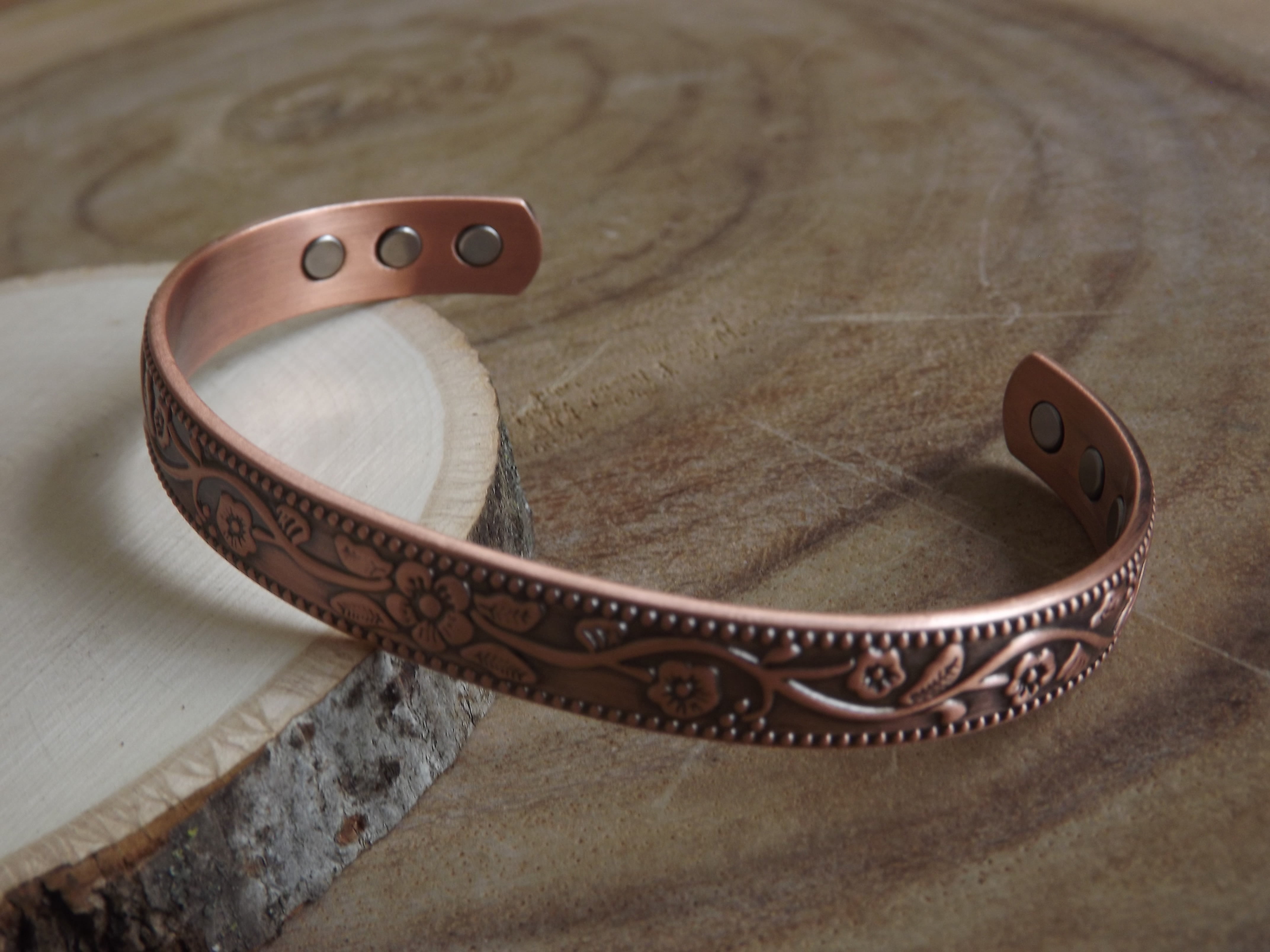Flowers Magnetic Copper Bangle And Matching Magnetic Copper Ring Set of 2 Pieces For Men And Women
