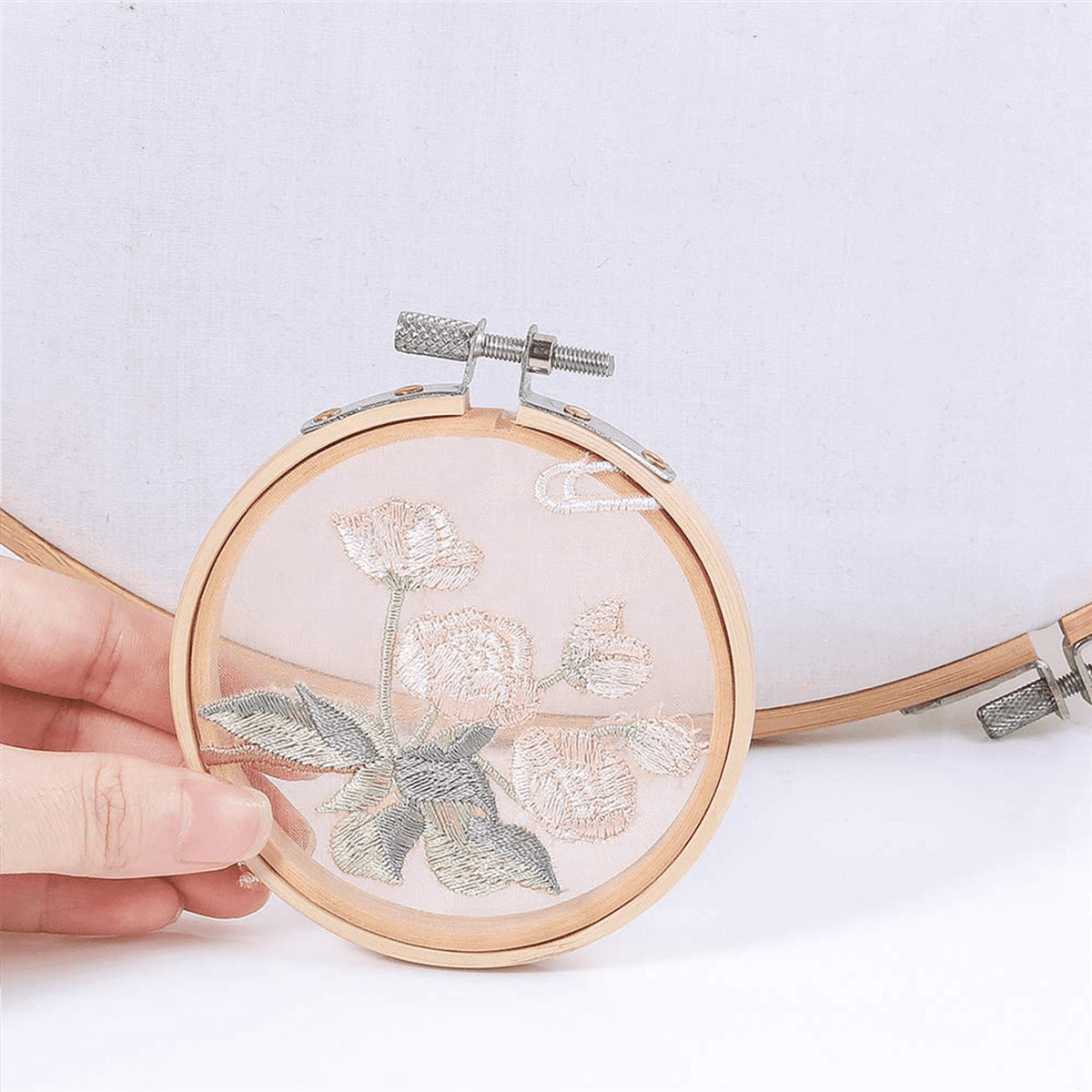 80 Pieces 3 Inch Bamboo Embroidery Hoops Round Wooden Circle Hoop Round Ring for Art Craft Handy Sewing