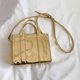 thumbnail image 3 of Bolsos Mano Charol para Mujer Bolso Hombro Con Letras Brillante para (dorado), 3 of 8