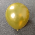 thumbnail image 3 of Globos de oro de metal de cromo de 12 pulgadas y 50 paquetes de globos de látex KIRIKOU de espesor para la decoración de globos de helio en la fiesta de Navidad de graduación de bodas de cumpleaños, 3 of 5