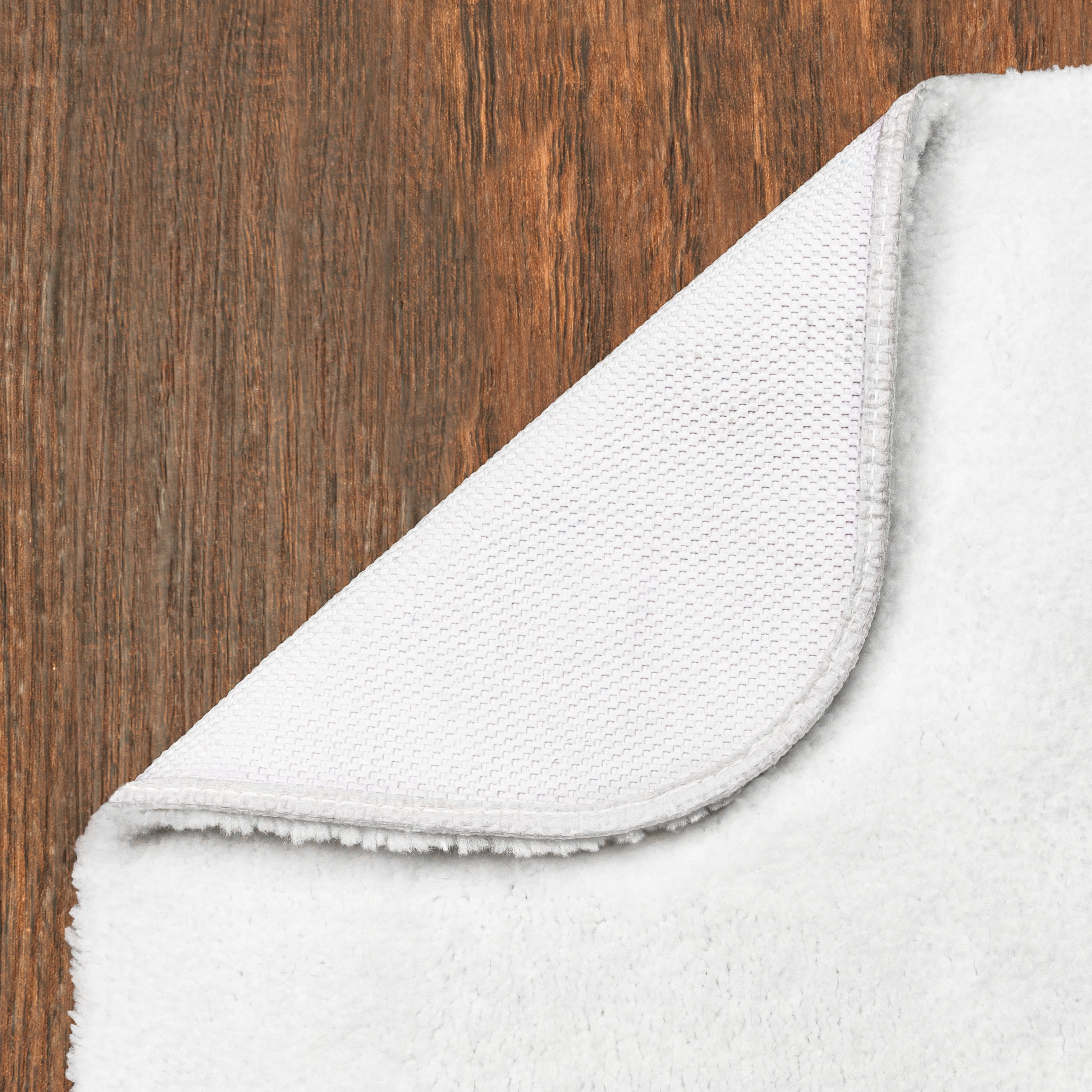 Better Homes & Gardens Solid White Nylon Bathroom Rug, Contour - 1 Each