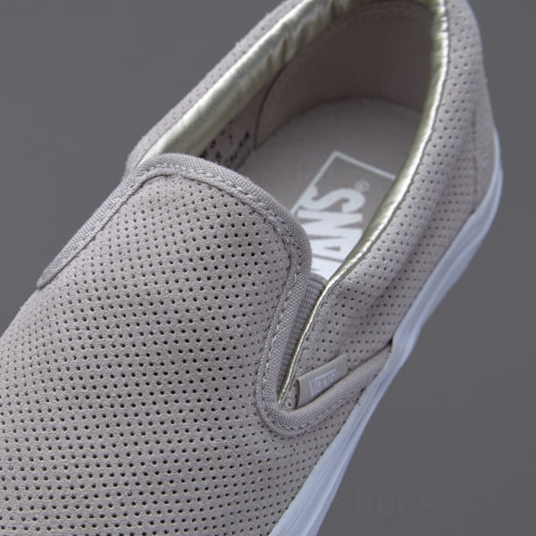 Martelaar kin Afhankelijk Vans Classic Slip On Perf Suede Silver Cloud Women's Skate Shoes Size 5.5 -  Walmart.com
