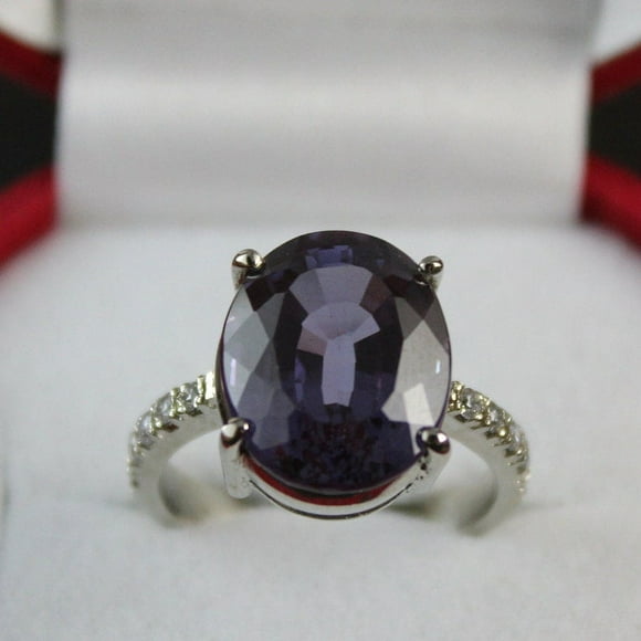 Rare Alexandrite Ring Women Alexandrite Ring Sterling Silver 925 shades of Color Alexandrite Ring Handmade Alexandrite Ring Rare Gem Ring