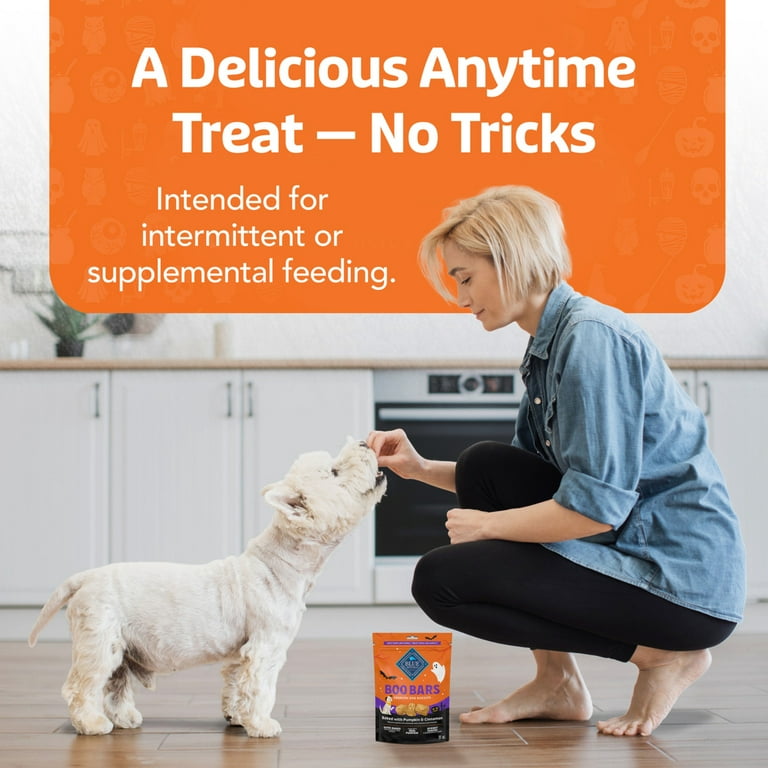 Blue Buffalo Fall Snacks - Boo Bars Crunchy Dog Treats, Pumpkin