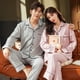 thumbnail image 5 of Pijamas de pareja de primavera y otoño Ropa de hogar de algodón de otoño para mujer y hombre Pantalones de manga larga Traje Cárdigan Solapa con botones delanteros Casual Hogar, 5 of 5
