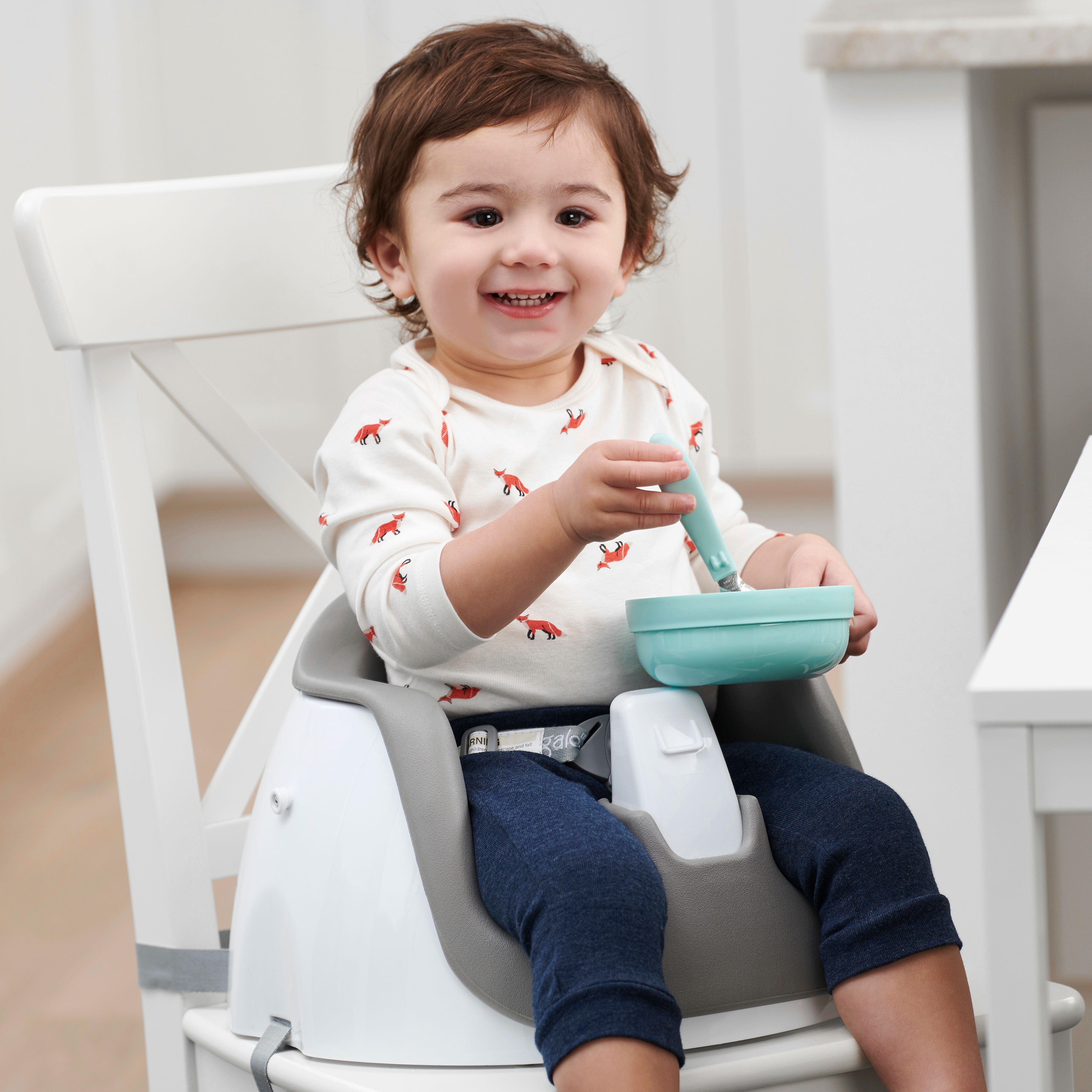 Regalo 2-in-1 Booster Seat and Grow with Me Floor Seat with Removable Feeding Tray, Indoor and Outdoor Activity Chair, Gray