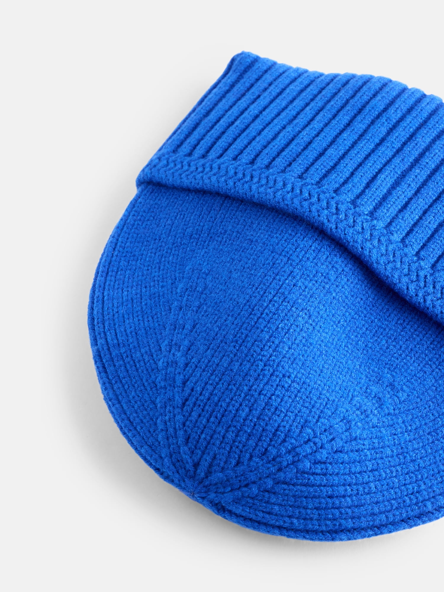 Scenario Women's Ribbed Beanie, Blue Fire
