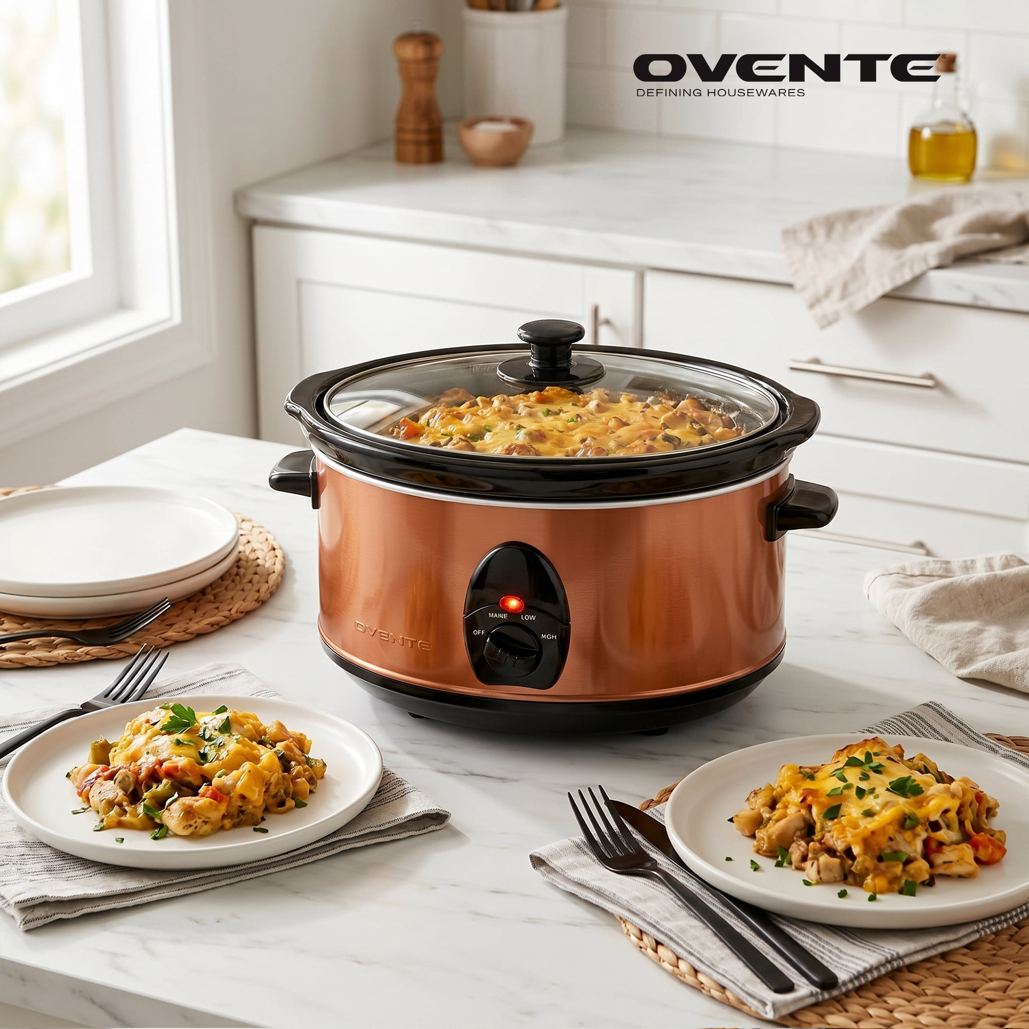 OVENTE Electric Slow Cooker with 3 Cooking Settings Non-Stick and Dishwasher Safe Stoneware, Stainless Steel Body, Glass Lid, 3.7 Qt Oval Pot for Entrees, Soups, Sauces, Stews & Dips, Copper SLO35ACO
