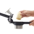 thumbnail image 3 of Prensa de Patatas Chef'n Negro Resistente para Cocina, 3 of 9