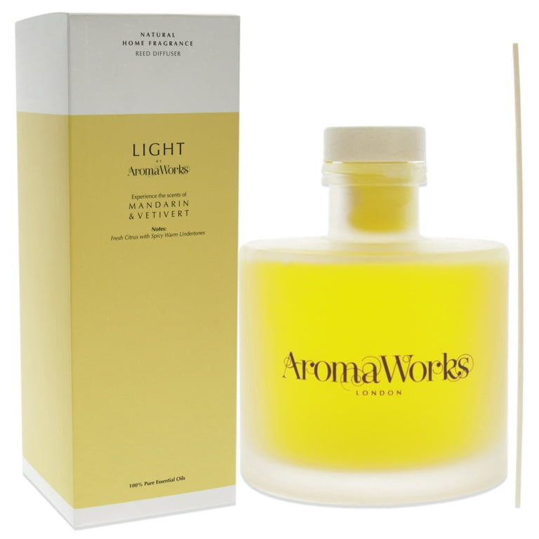 AromaWorks Light Range - Mandarin & Vetivert Reed Diffuser 200ml AromaWorks Light Range - Mandarin & Vetivert Reed Diffuser 200ml