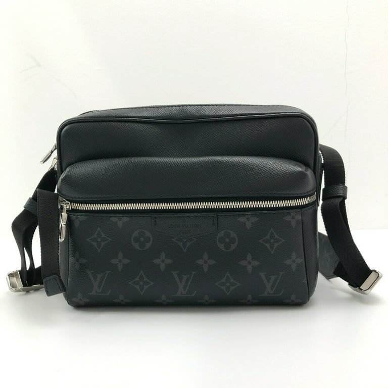 Pre-Owned Louis Vuitton shoulder bag outdoor PM M30233 leather