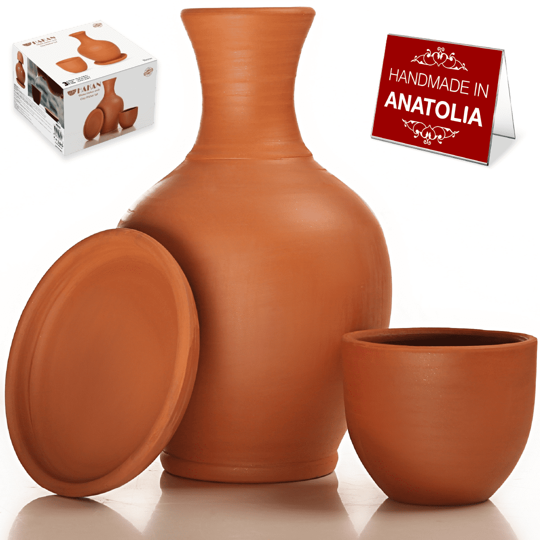 Hakan Handmade Unglazed 6.2 L Small Clay Pitcher with Lid, Natural