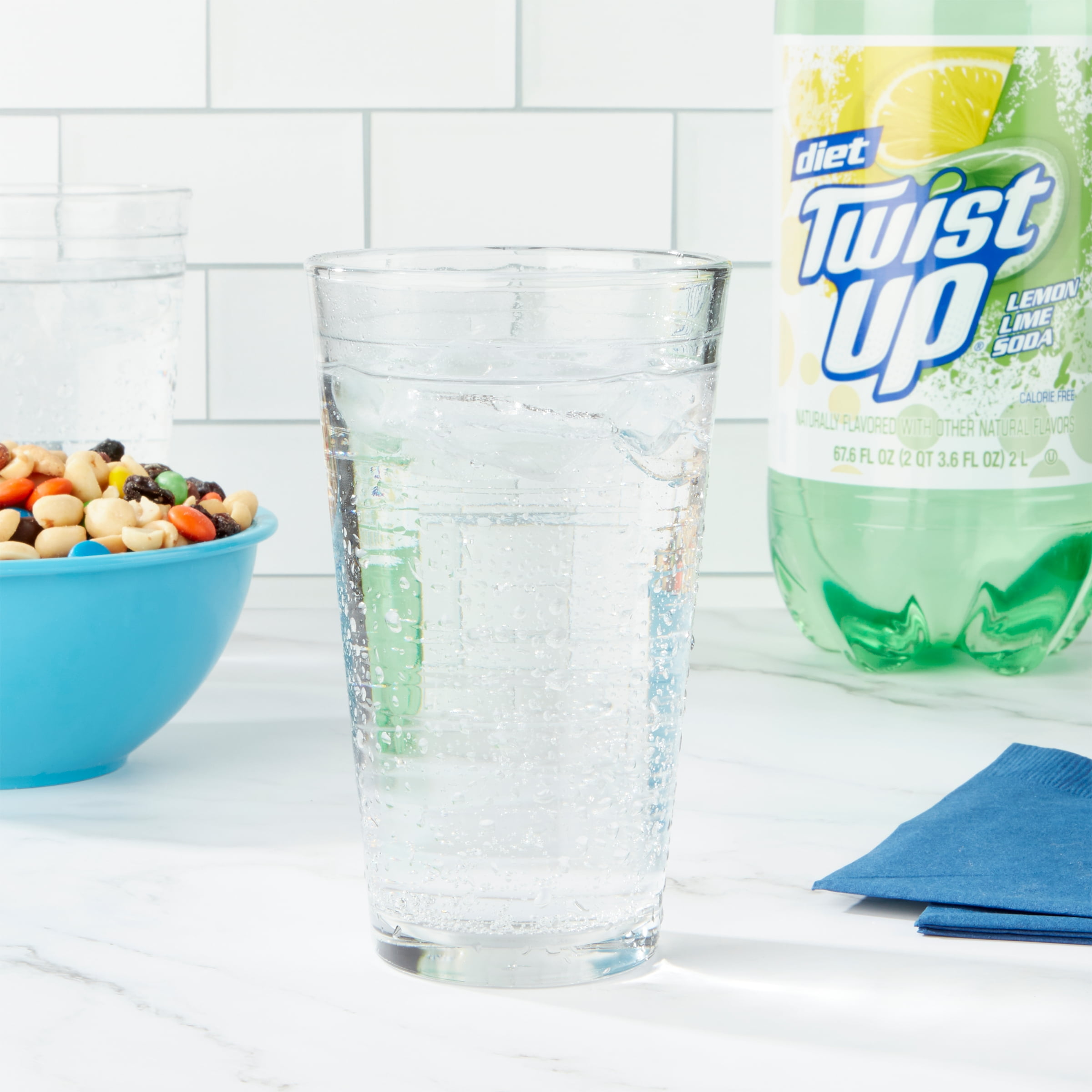Twist Up Diet Lemon Lime Soda, 2 Liter Bottle