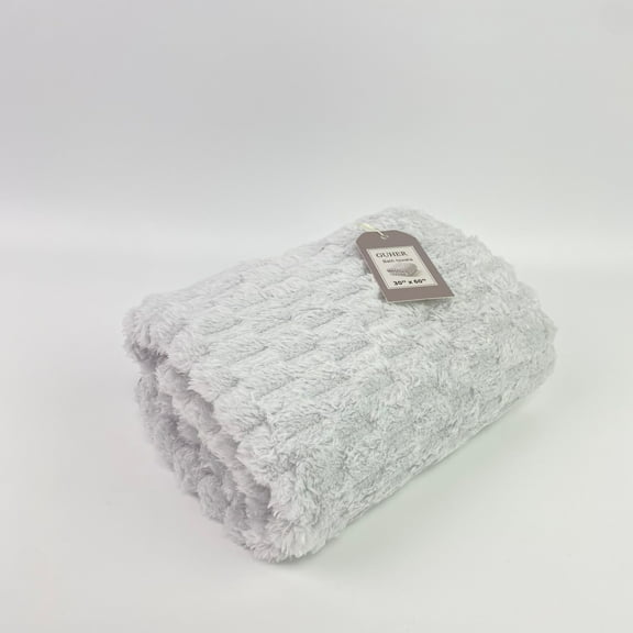 GUHER 100% ring spun cotton white bath towel (30 x 60 inches) - soft, absorbent, quick drying towel suitable for use in bathrooms, gyms, spas, and hotels