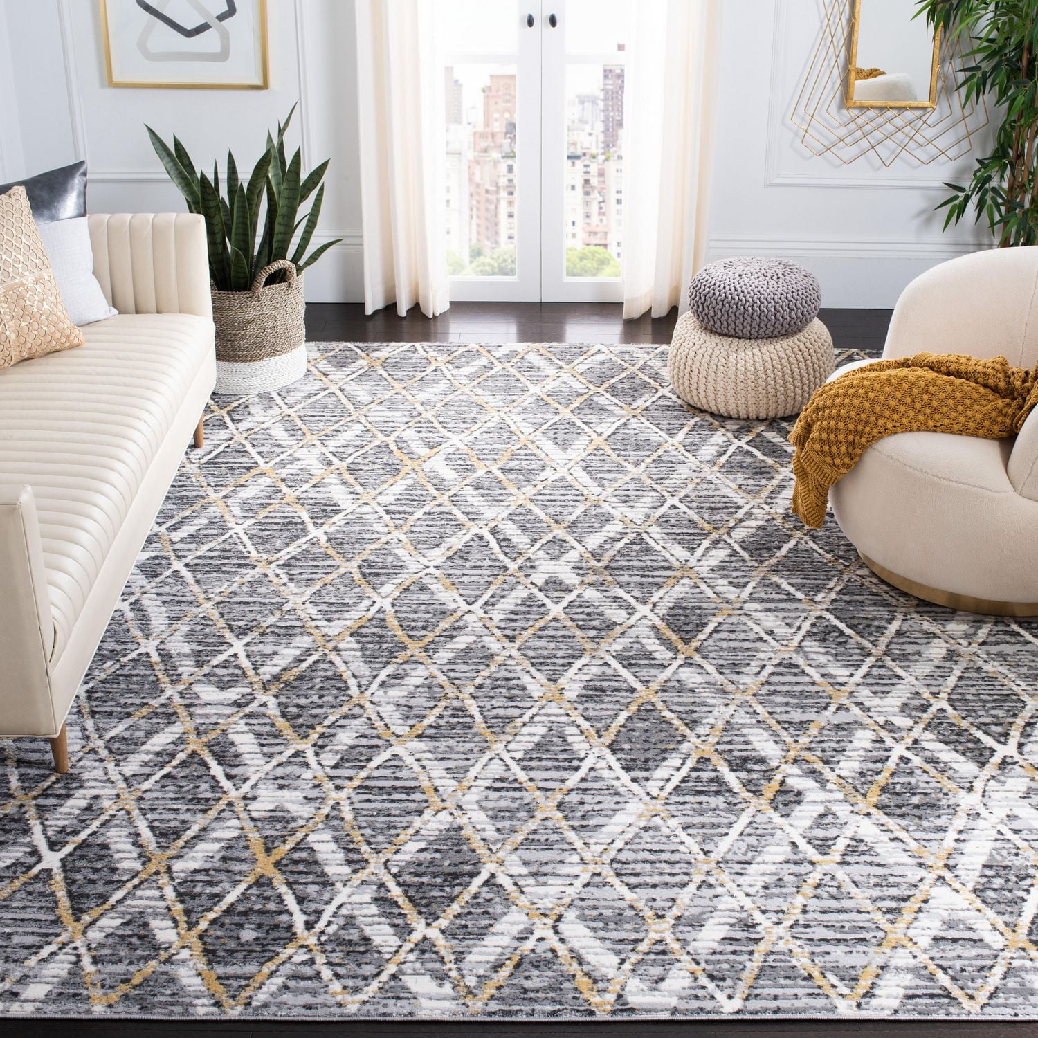 Safavieh Lagoon Ailbe Distressed Trellis Area Rug
