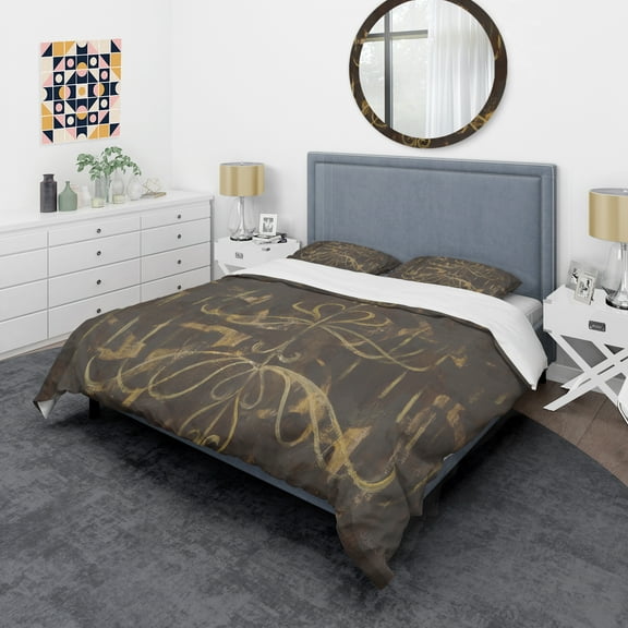 Designart 'Glam Gold Chandelier' Glam Duvet Cover Set