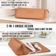 thumbnail image 4 of Bolsa de viaje BAREFOOT CARIBOU para herramientas capilares y tapete resistente al calor para planchas, alisadores, rizadores y accesorios para el cuidado del cabello. Diseño 2 en 1, con bolsillos int, 4 of 5