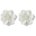 thumbnail image 1 of Pendientes de perlas Diseño de pendiente blanco Pendiente de moda con flor, 1 of 4