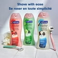 thumbnail image 4 of Softsoap Gel Douche Hydratant et Gel à Raser, Parfum Riche de Noix de Coco, Bouteille de 20 fl oz, 4 of 5
