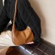thumbnail image 2 of Bolso Crescent 2028bag (Marrón), 2 of 9