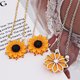 thumbnail image 4 of Qarigey Collar de cadena de cuello chapado en forma de girasol, joyería de cuello que no se desvanece para mujeres y niñas, plata Ropa, zapatos y accesorios Miscelánea dos Qarigey AP000541-01, 4 of 6