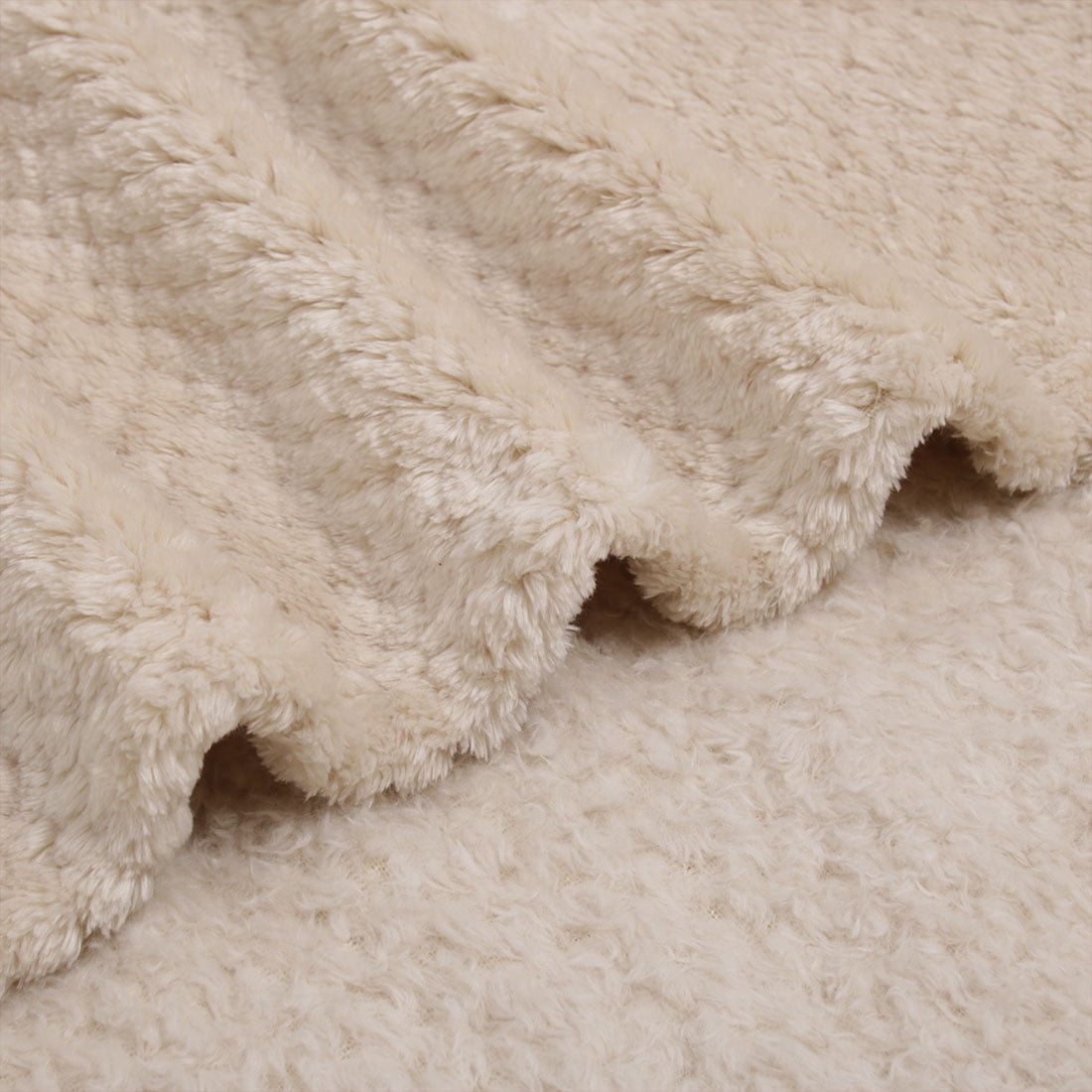 PiccoCasa Soft Microfiber Plush Flannel Blanket Luxury Bed Blanket, Camel Pet (30"x40")