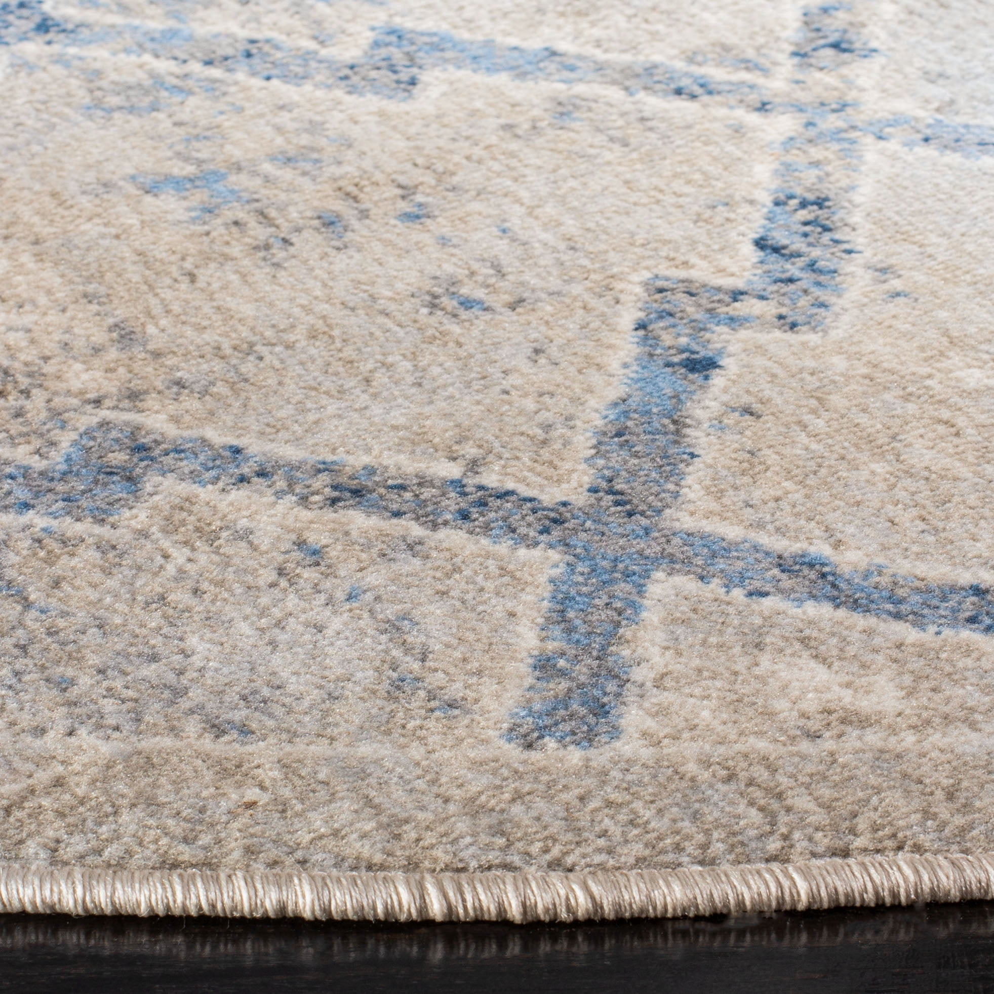 SAFAVIEH Brentwood Celandine Geometric Area Rug, 5' x 5' Round, Light Grey/Blue