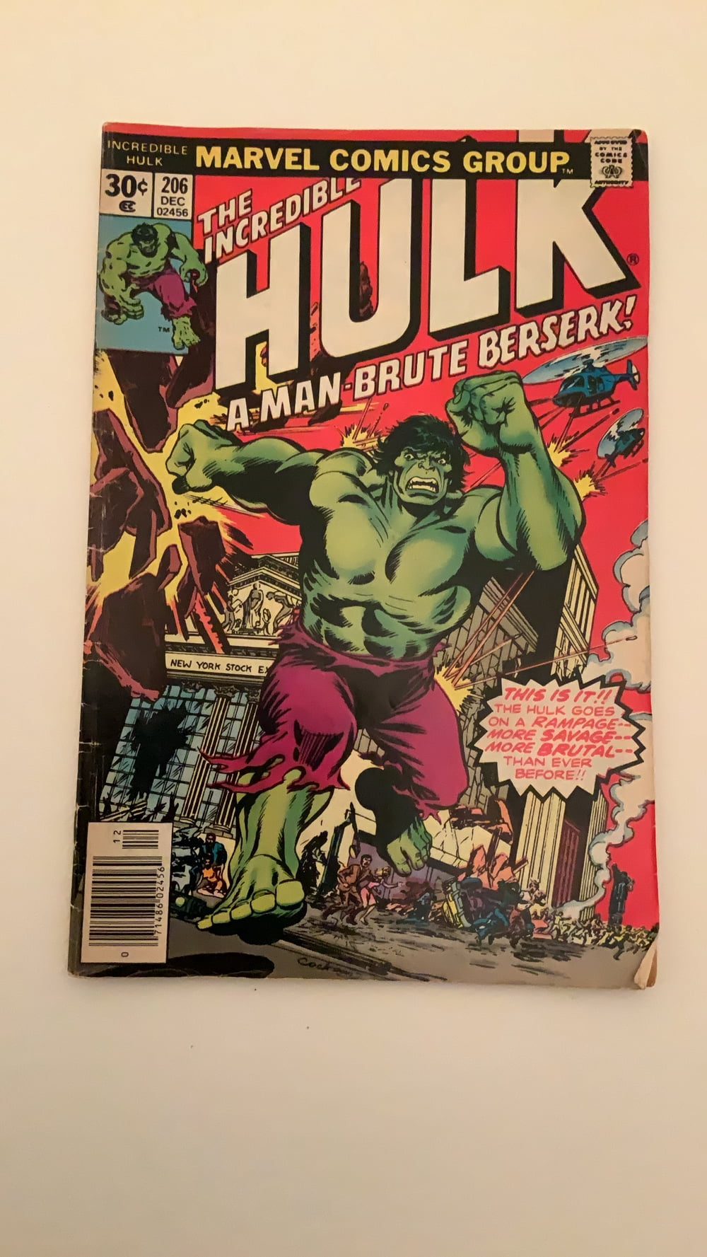 Cover of The Incredible Hulk #206