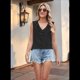 thumbnail image 4 of Camisa de Sin Mangas con Cuello en V, Plisada y Volantes, Holgada, para Mujer, Color Negro, Talla S, 4 of 7
