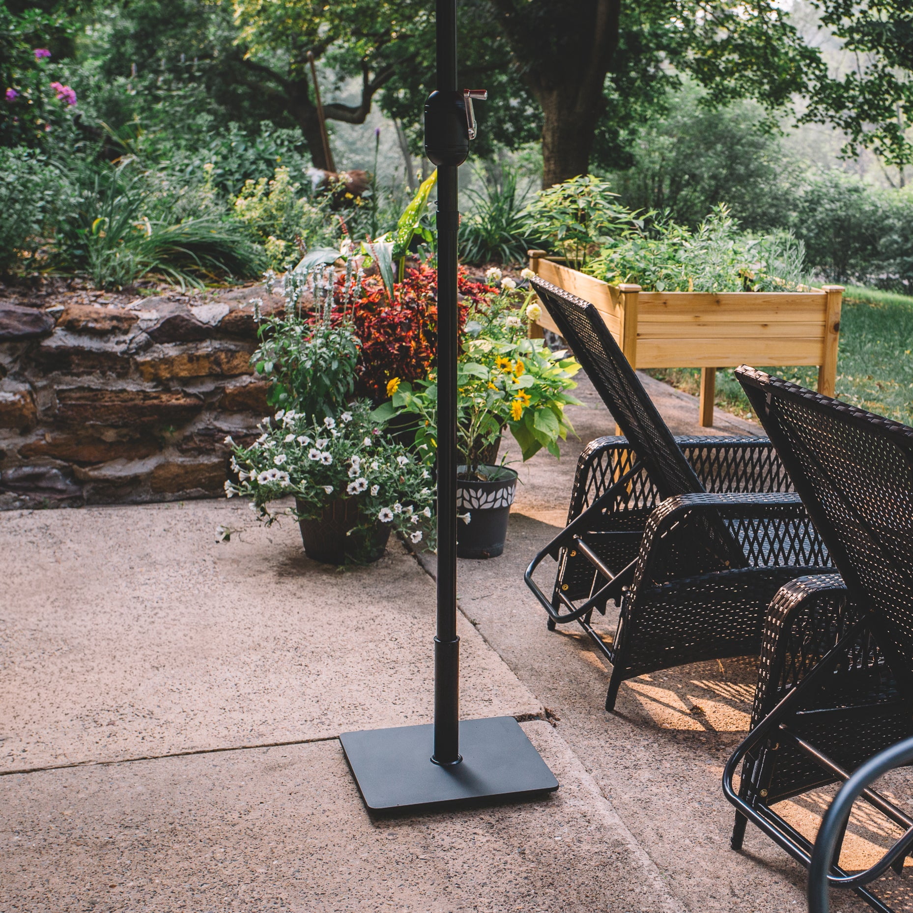 Backyard Expressions 25 lb Steel Patio Umbrella Base Stand, Black